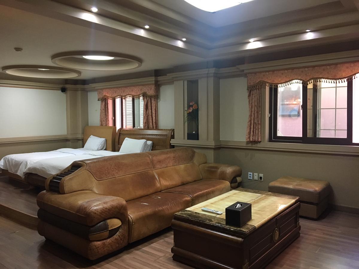 Nobless Hotel Gwangju Metropolitan City Eksteriør bilde