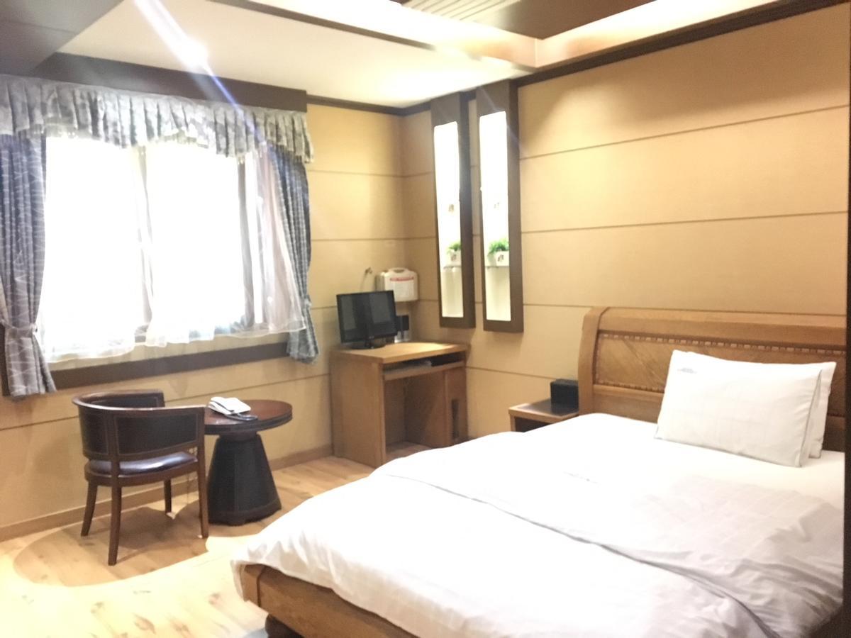 Nobless Hotel Gwangju Metropolitan City Eksteriør bilde